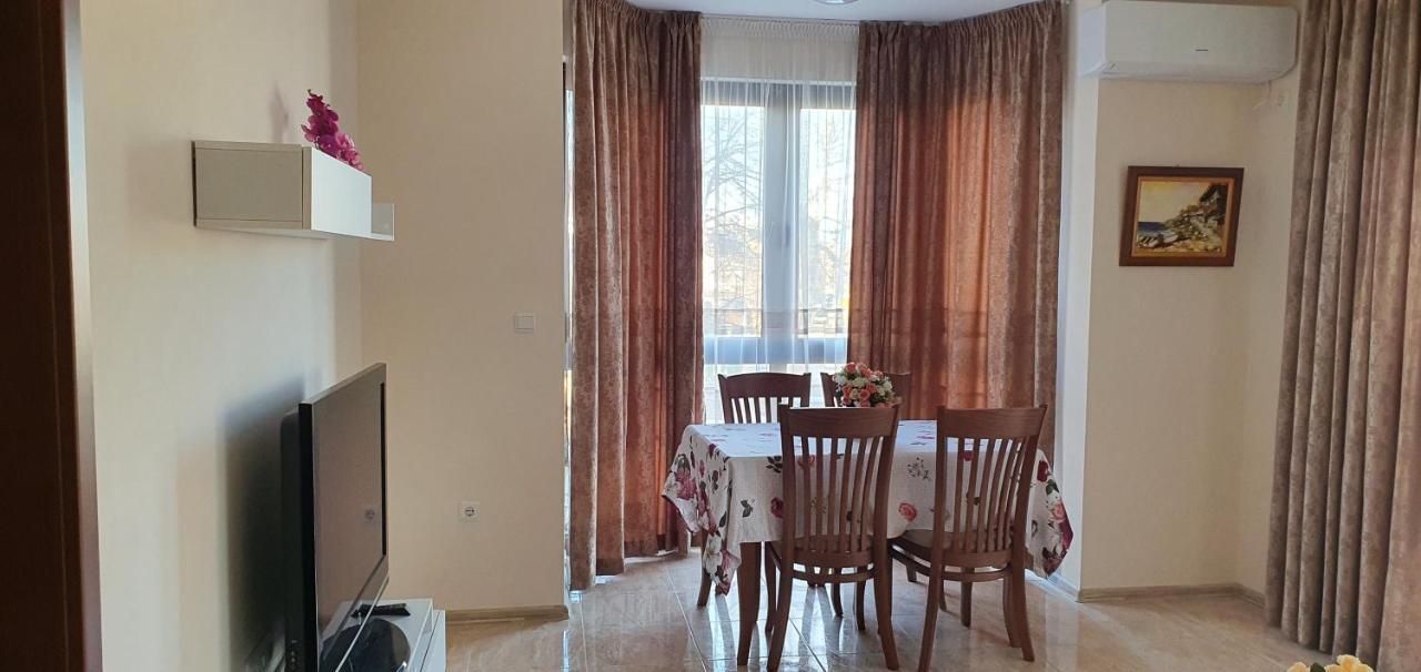 Luxury Apartments Ekaterina 체르노모레츠 외부 사진